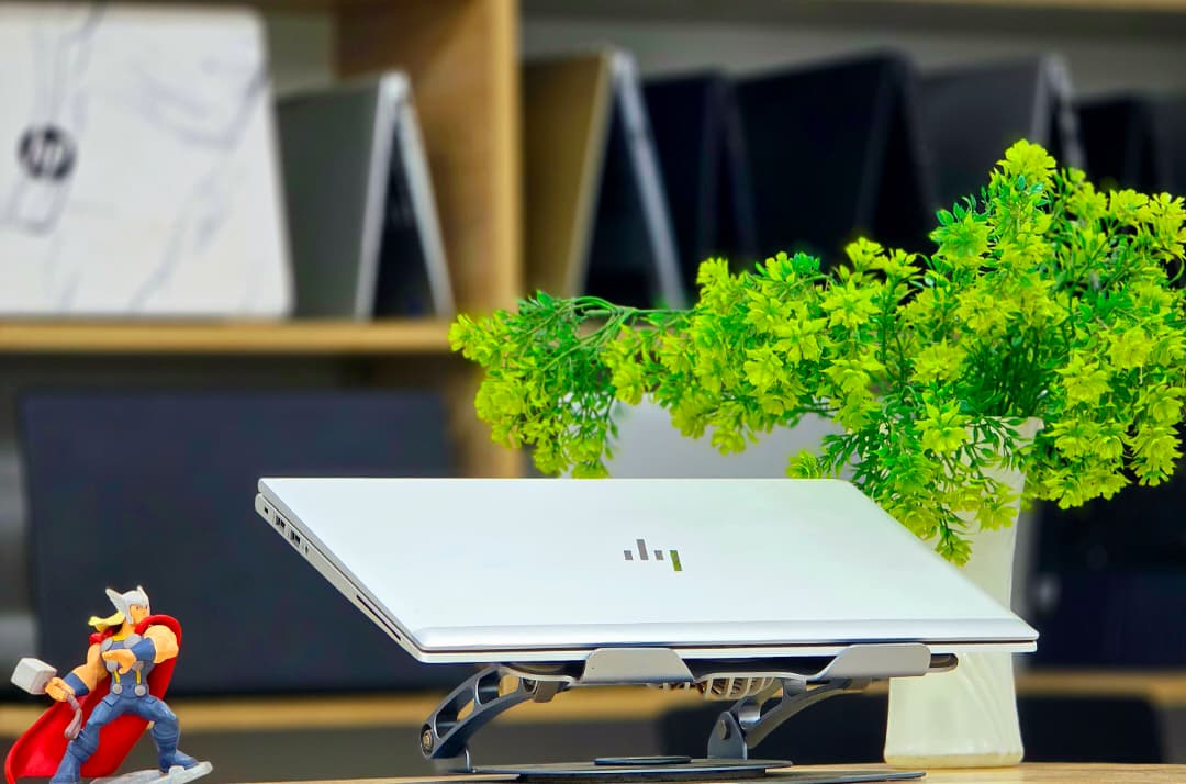 HP EliteBook 840 G8 Notebook Pc core i7 evo vPro très clean