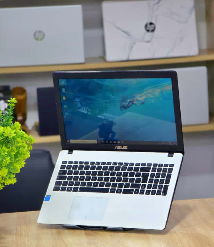 ASUS Notebook R510L core i3 slim et très clean