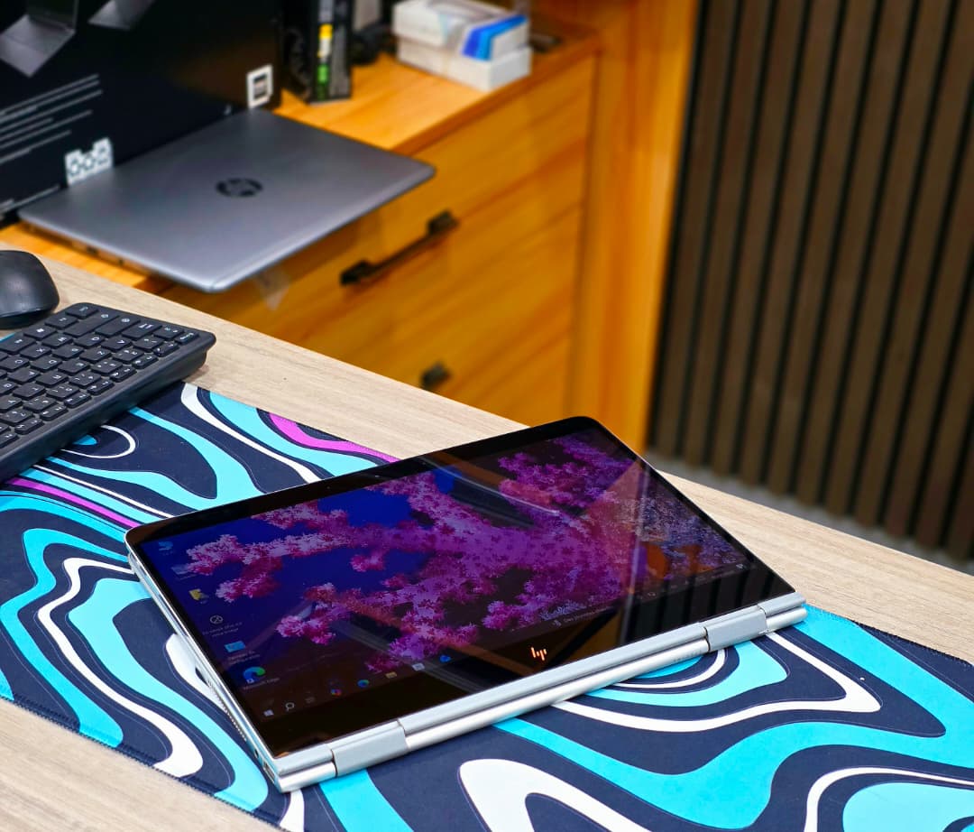 HP SPECTRE x360 Convertible 13-ac0XX core i7 ultraslim, très fin et léger