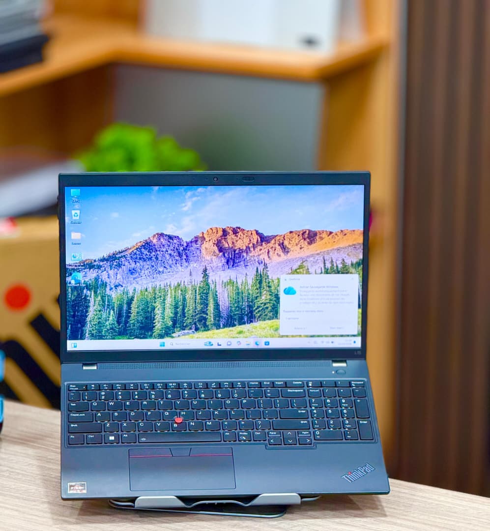 Lenovo ThinkPad L15 RYZEN 5 PRO 5675U ( équivalent intel core i7), Pc slim, très puissant